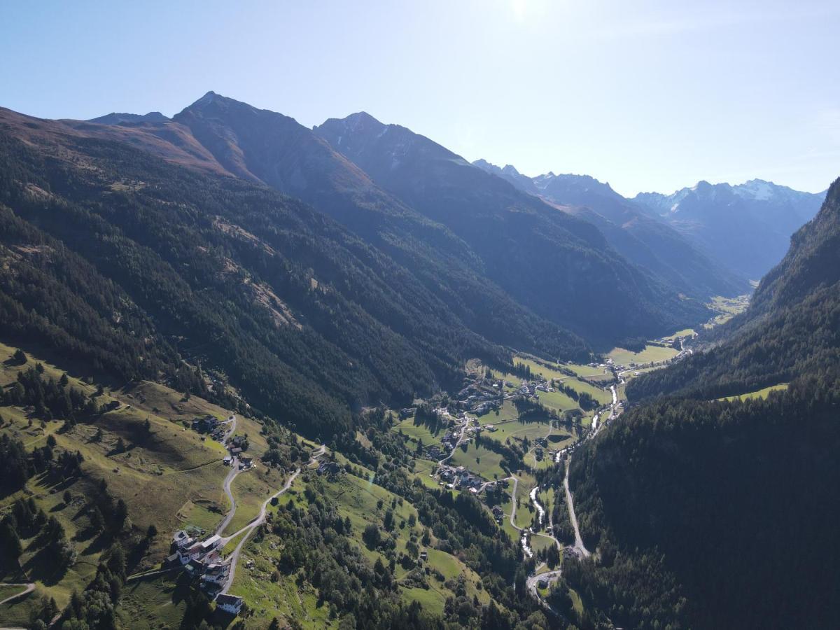 Haus Evelin Apartman Sankt Leonhard im Pitztal Kültér fotó