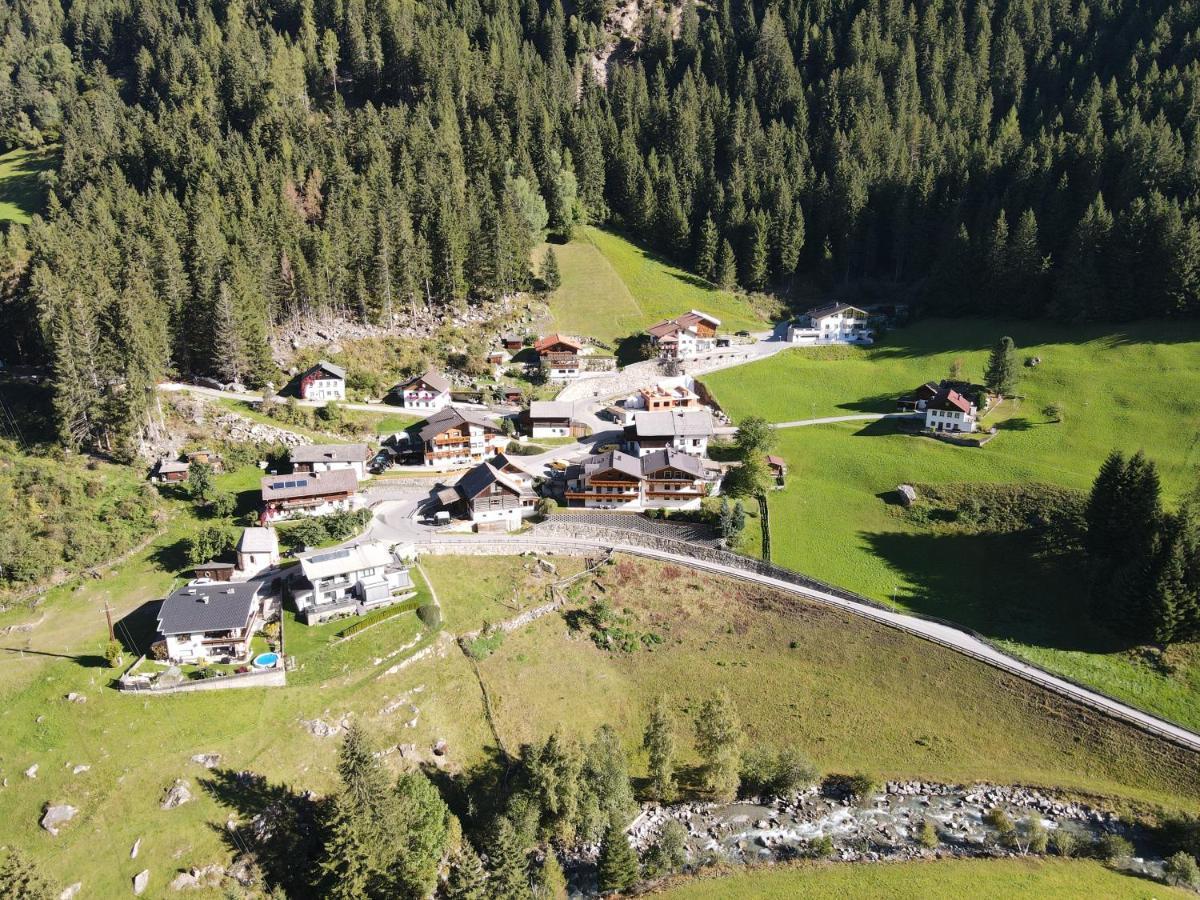 Haus Evelin Apartman Sankt Leonhard im Pitztal Kültér fotó