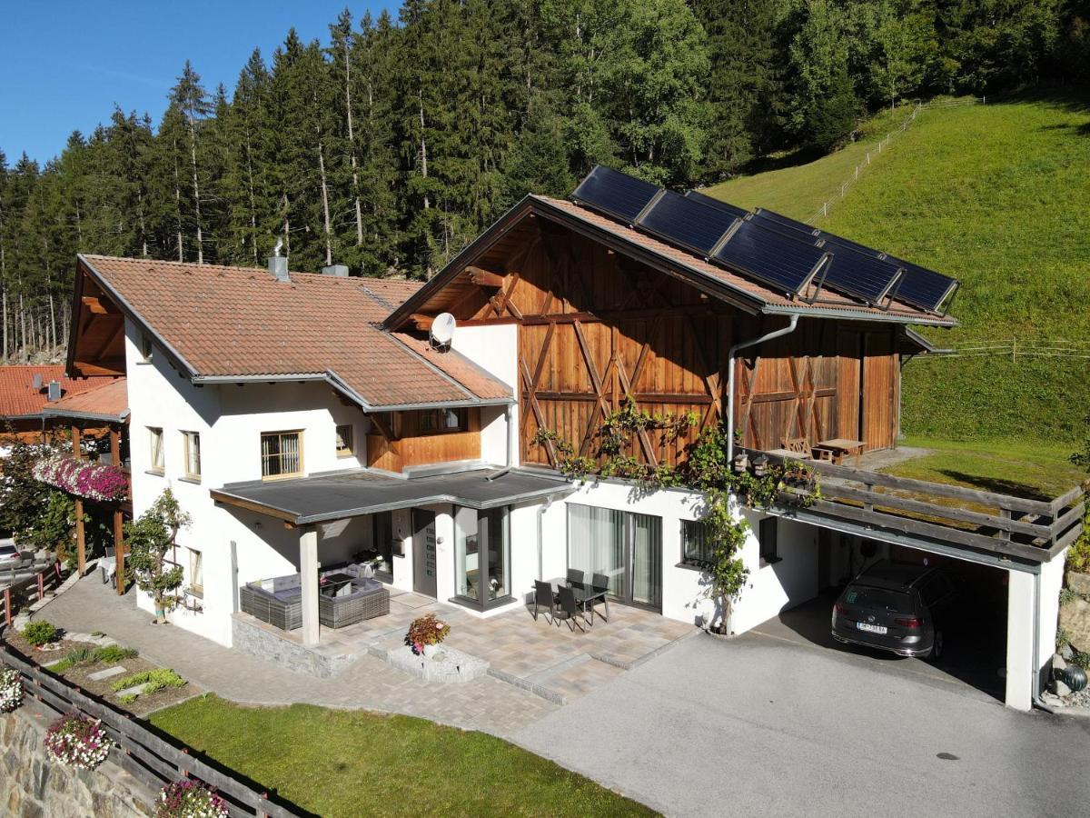 Haus Evelin Apartman Sankt Leonhard im Pitztal Kültér fotó