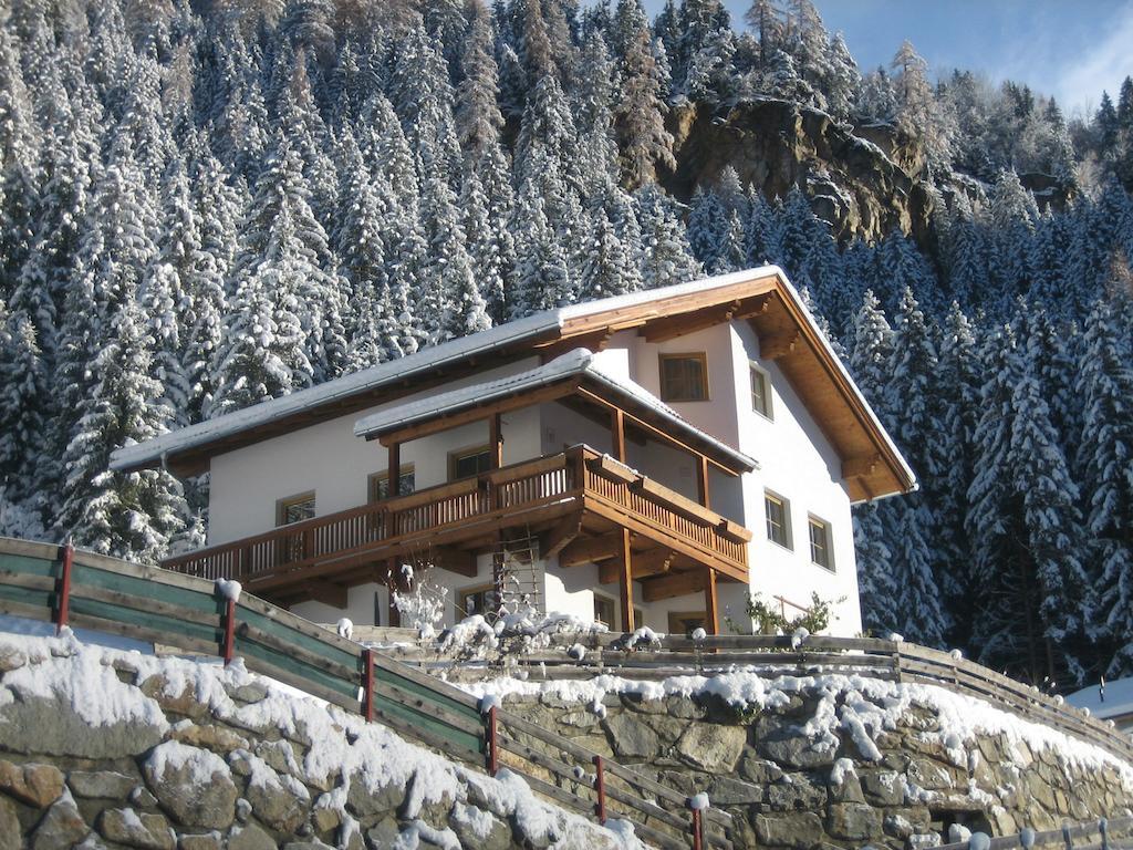 Haus Evelin Apartman Sankt Leonhard im Pitztal Kültér fotó
